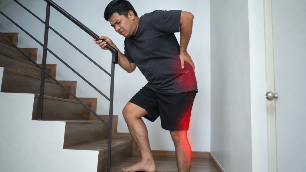Slipped Disc or Lower Back Pain? 7 Warning Signs You Should Know 6 Muscle Weakness in One Leg or Foot